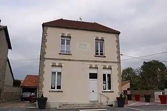 Gemeentehuis annex school