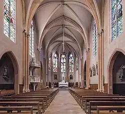 Zicht op het interieur van de kerk