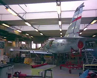 Het eerste prototype van de L-59, de X-21