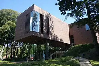 Lisser Art Museum