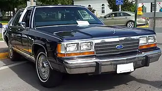 Ford LTD Crown Victoria uit 1989