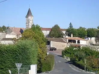 Gezicht op La Chapelle-des-Pots