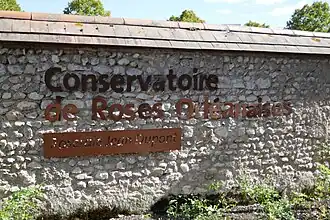 Naam van het rosarium aan de ingang