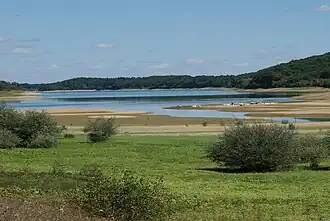 De zuidzijde van het meer