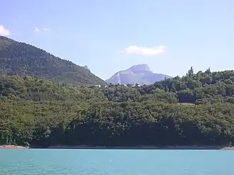 Monestier-d'Ambel aan het Lac du Sautet
