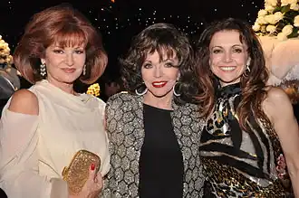 Stephanie Beacham, Joan Collins en Emma Samms in 2009