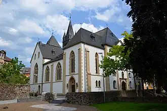 De kerk vanuit het noordwesten