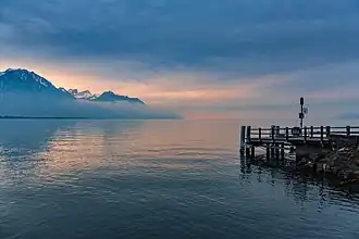 Meer van Genève, zicht op Haute-Savoie vanuit Vaud