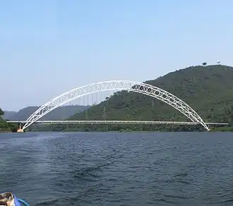 De Adomebrug in de N2