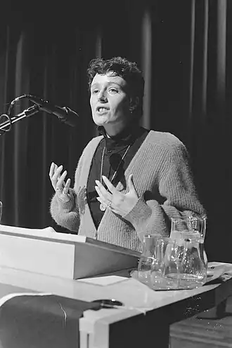 Brouwer tijdens Landelijke CPN-manifestatie in de RAI in Amsterdam (1985)