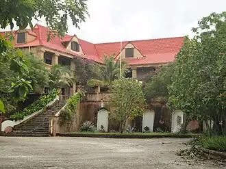 Landhuis Santa Barbara (Landhuis Heydecoper) op Curaçao diende als decor