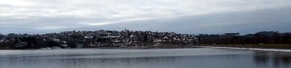 Gezicht op Langscheid en de Sorpesee
