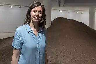 Lara Almarcegui in de IVAM van Valencia, 2019.