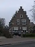 Vrijstaand herenhuis