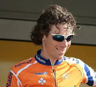 Laurens ten Dam in 2008 in een fietsshirt van AGU