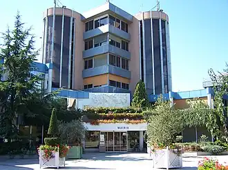 Gemeentehuis (in Le Chesnay)