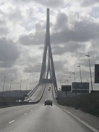 De Pont de Normandie over de Seine (1995) in Frankrijk