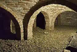 Gewelf onder de kerk