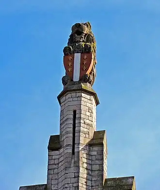 Leeuw (1951), top achtergevel, stadhuis van Gouda