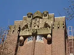 Leeuwen (1919-1920) op het voormalige Hoofdpostkantoor, Haarlem