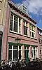 Bedrijfswoning in Amsterdamse School (invloeden) stijl, thans winkelwoning
