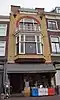 Winkelwoning in Invloed van Art Nouveau stijl