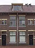 Winkelwoning, onderdeel van Woningcomplex Oranjeboomstraat