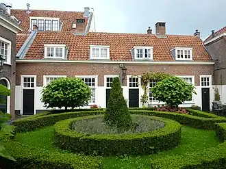 Eerste binnenpleintje