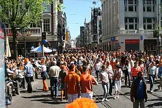 Het Leidseplein op Koninginnedag 2007