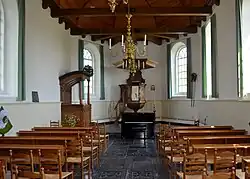 Interieur met preekstoel (2017)