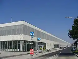 De westelijke toegang.