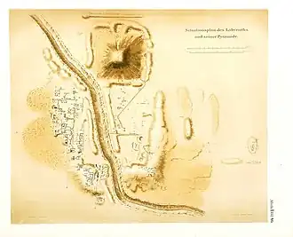 kaart met de piramide van Amenemhat III en het Labyrint