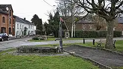 Het centrale dorpsplein