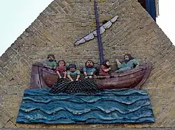 Reliëf boven de leugenbank