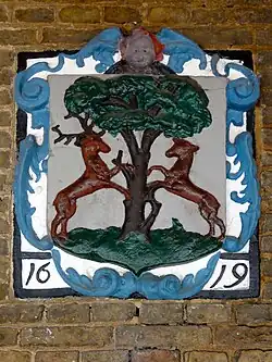 Wapensteen met jaartal