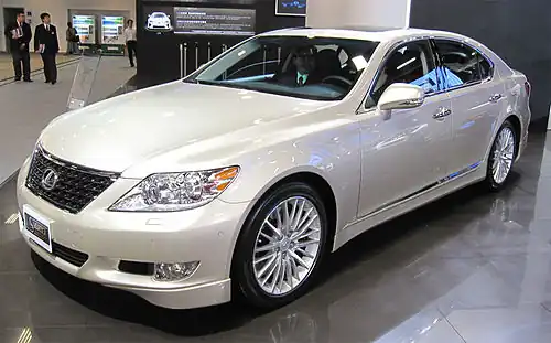 Lexus LS-600h (2009)
