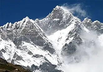 Lhotse gezien vanaf Chhukung Ri.