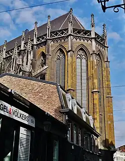 Koor vanuit het zuidoosten