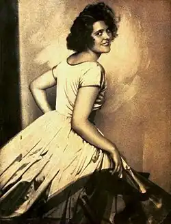 Portret door Edith Barakovich in Shadowland, 1922