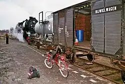 Gesloten goederenwagen G 211 uit 1918 als Rijwielwagen bij de STAR