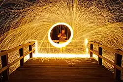 Een lightpainting met staalwol