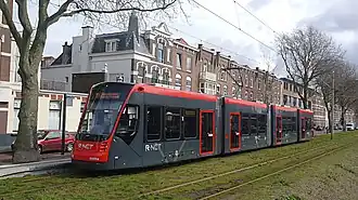 Vierdelige lagevloertram in Den Haag