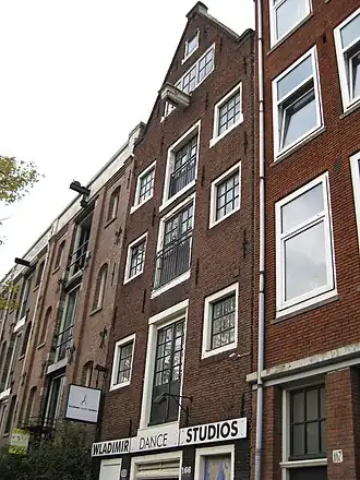 Lijnbaansgracht 166 (2011) rechts nieuwbouw uit rond 1935