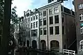 Pand met dubbele lijstgevel aan de Oudegracht zijde