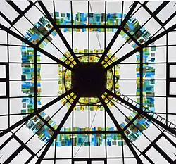 Koepel met glas in lood van Heinz Lilienthal