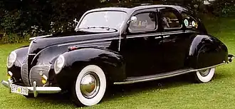 Lincoln-Zephyr V-12 4-deurs sedan (1938)