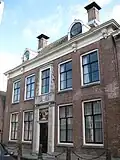 Herenhuis met verdieping en schilddak