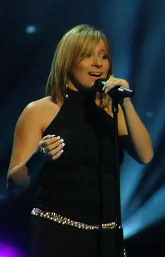 Lisa Andreas tijdens het Eurovisiesongfestival 2004