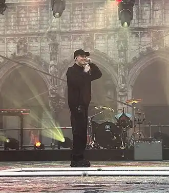 Loïc Nottet op de Grote Markt in Brussel