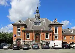 Het gemeentehuis van Lobbes.